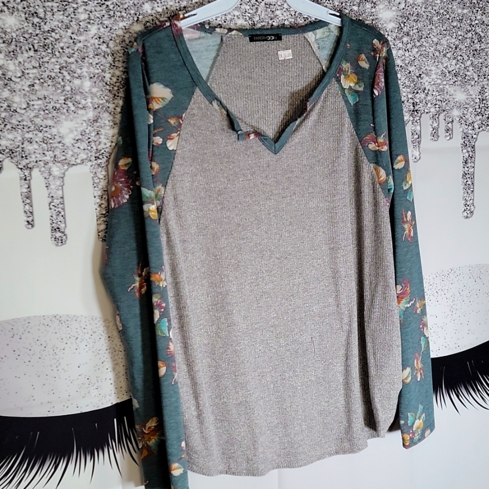 Womens Knit Long Sleeve Top